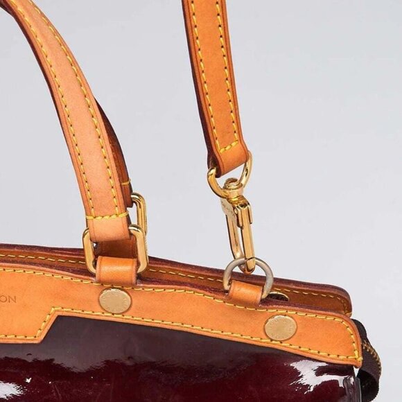 Louis Vuitton Amarente Monogram Vernis Brea MM Bag 620-042925 - Picture 7 of 11